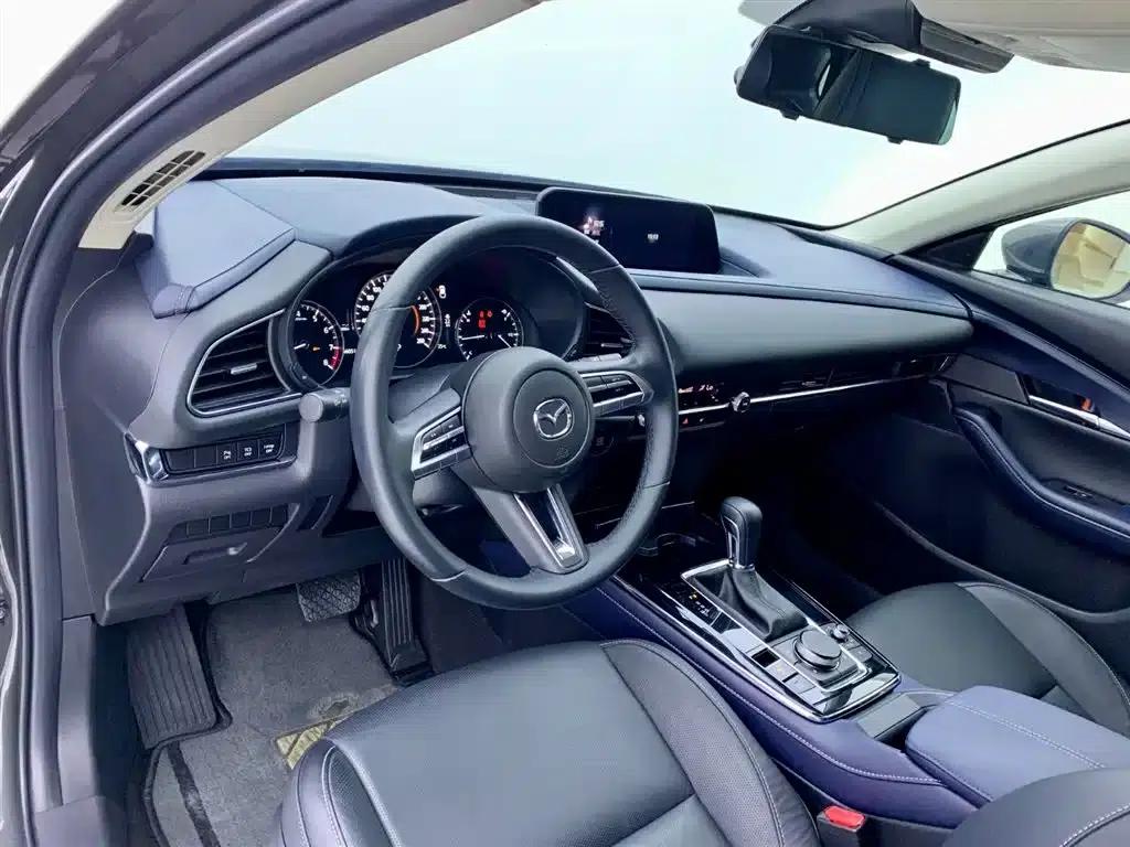 Mazda CX-30 2020 2.0L Automatic Comfort Edition — миниатюра 15