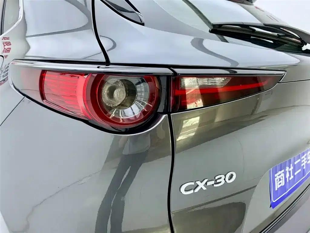 Mazda CX-30 2020 2.0L Automatic Comfort Edition — миниатюра 8