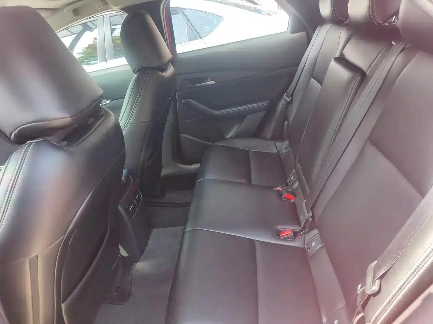 Mazda CX-30 2020 2.0L Automatic Comfort Edition — миниатюра 9