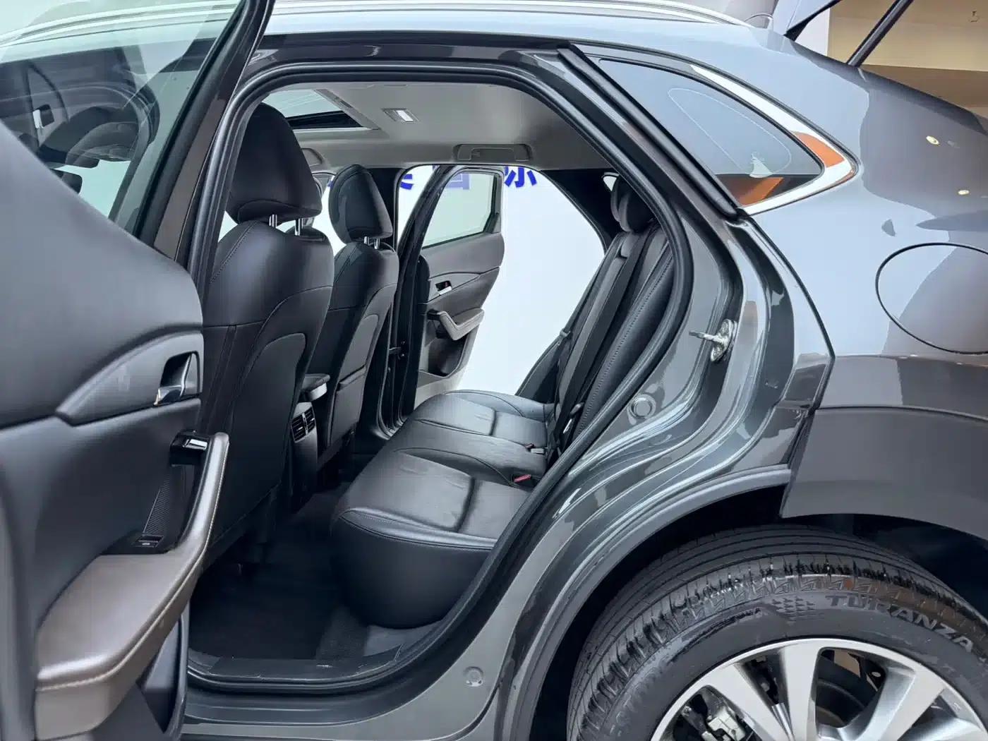 Mazda CX-30 2021 2.0L Automatic Premium Edition — миниатюра 15