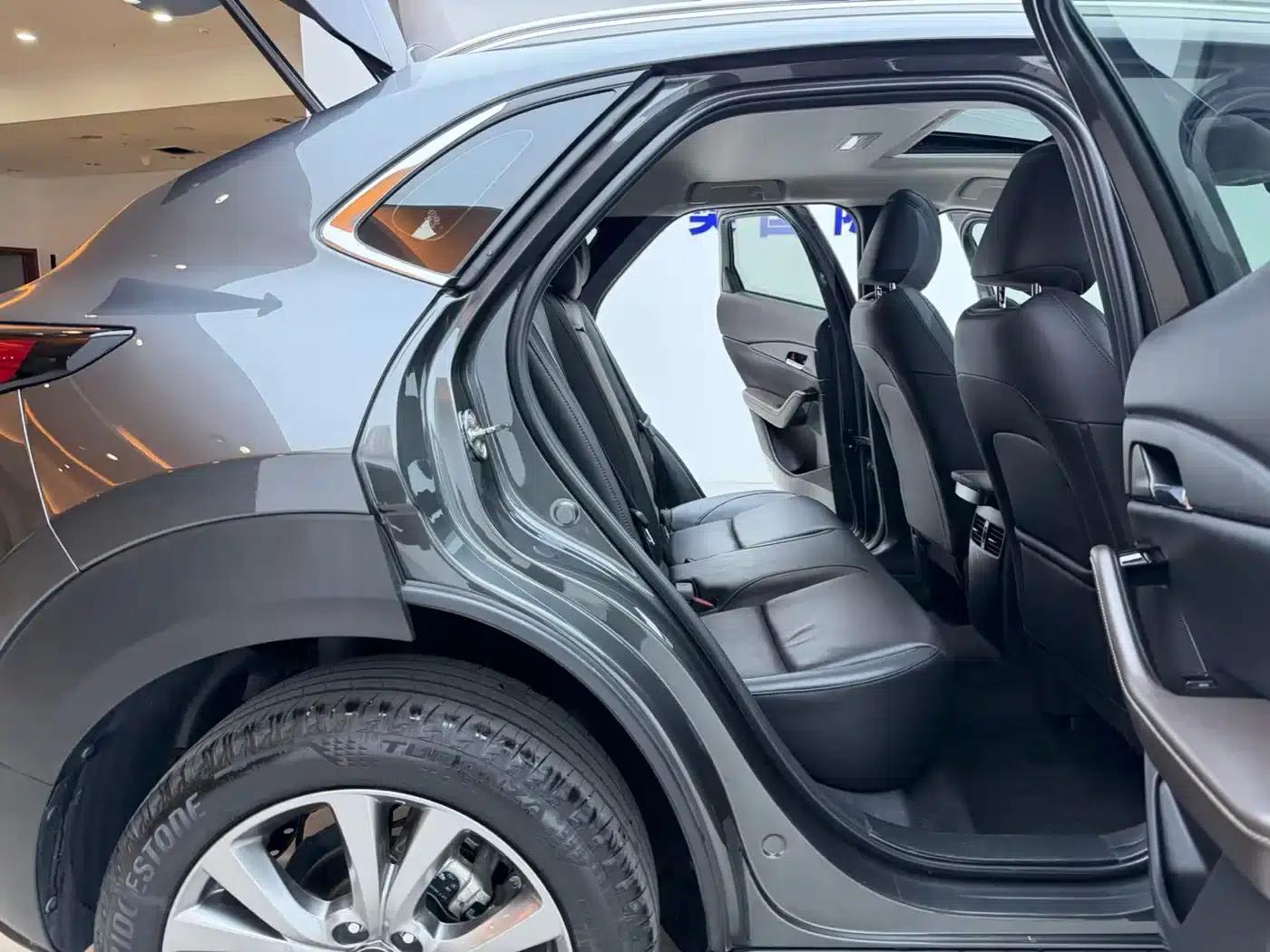 Mazda CX-30 2021 2.0L Automatic Premium Edition — миниатюра 19