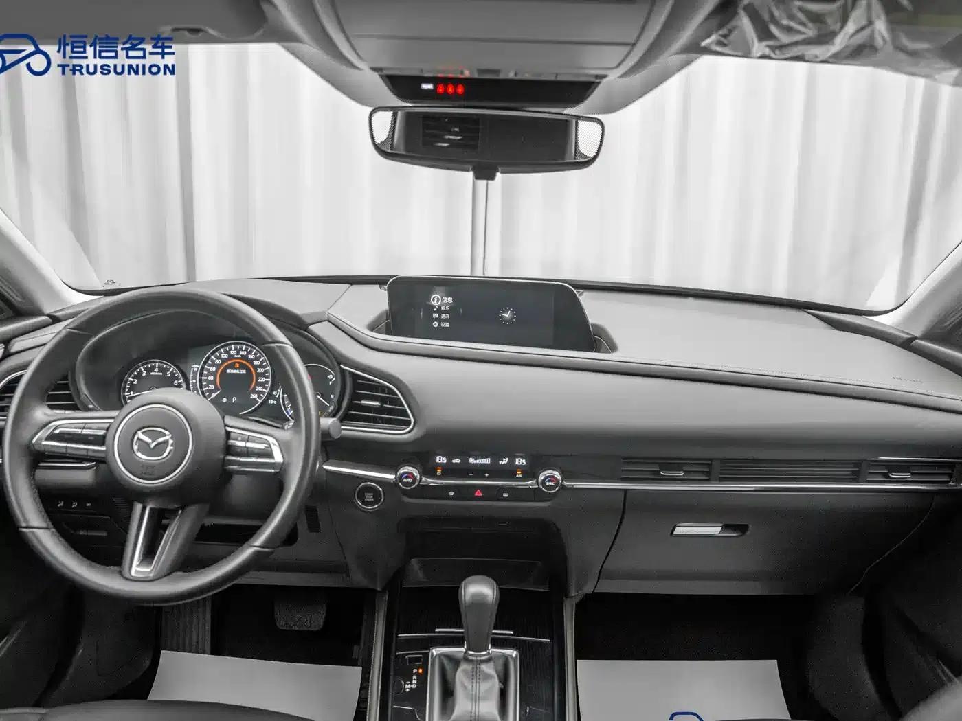 Mazda CX-30 2024 2.0L Automatic Comfort Edition — миниатюра 12