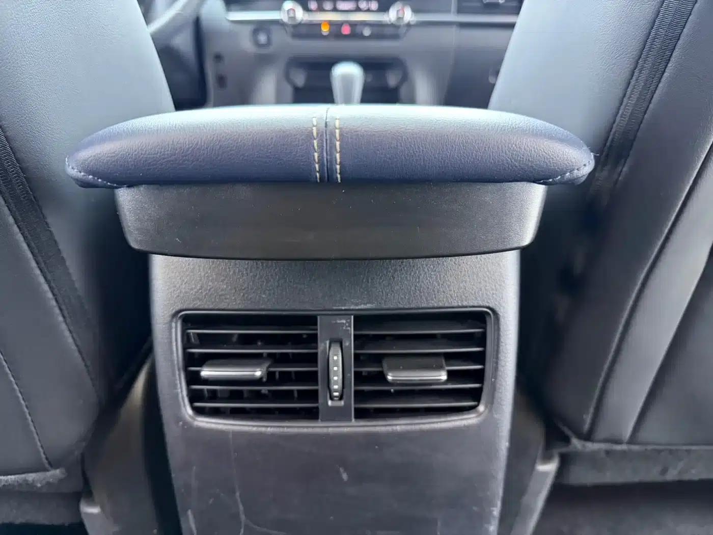 Mazda CX-30 2021 2.0L Automatic Premium Edition — миниатюра 14