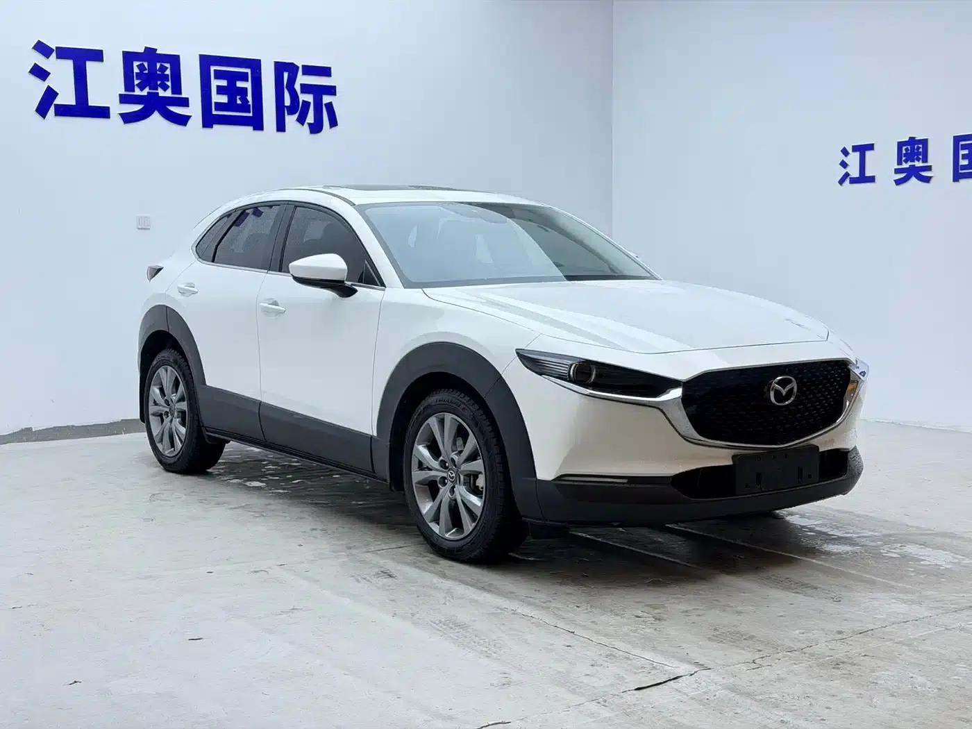 Mazda CX-30 2021 2.0L Automatic Premium Edition — миниатюра 3