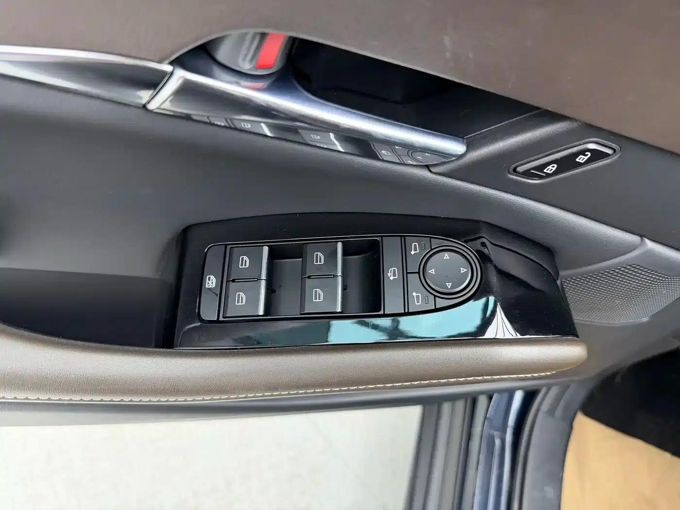 Mazda CX-30 2022 2.0L Automatic Comfort Edition — миниатюра 12