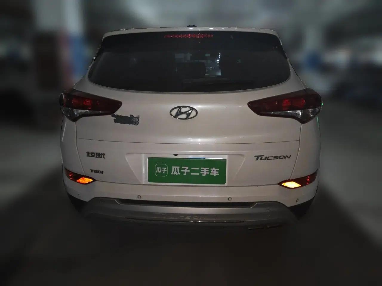 Hyundai Tucson 2015 1.6T Dual-Clutch Two-Wheel-Drive Smart Model — миниатюра 5