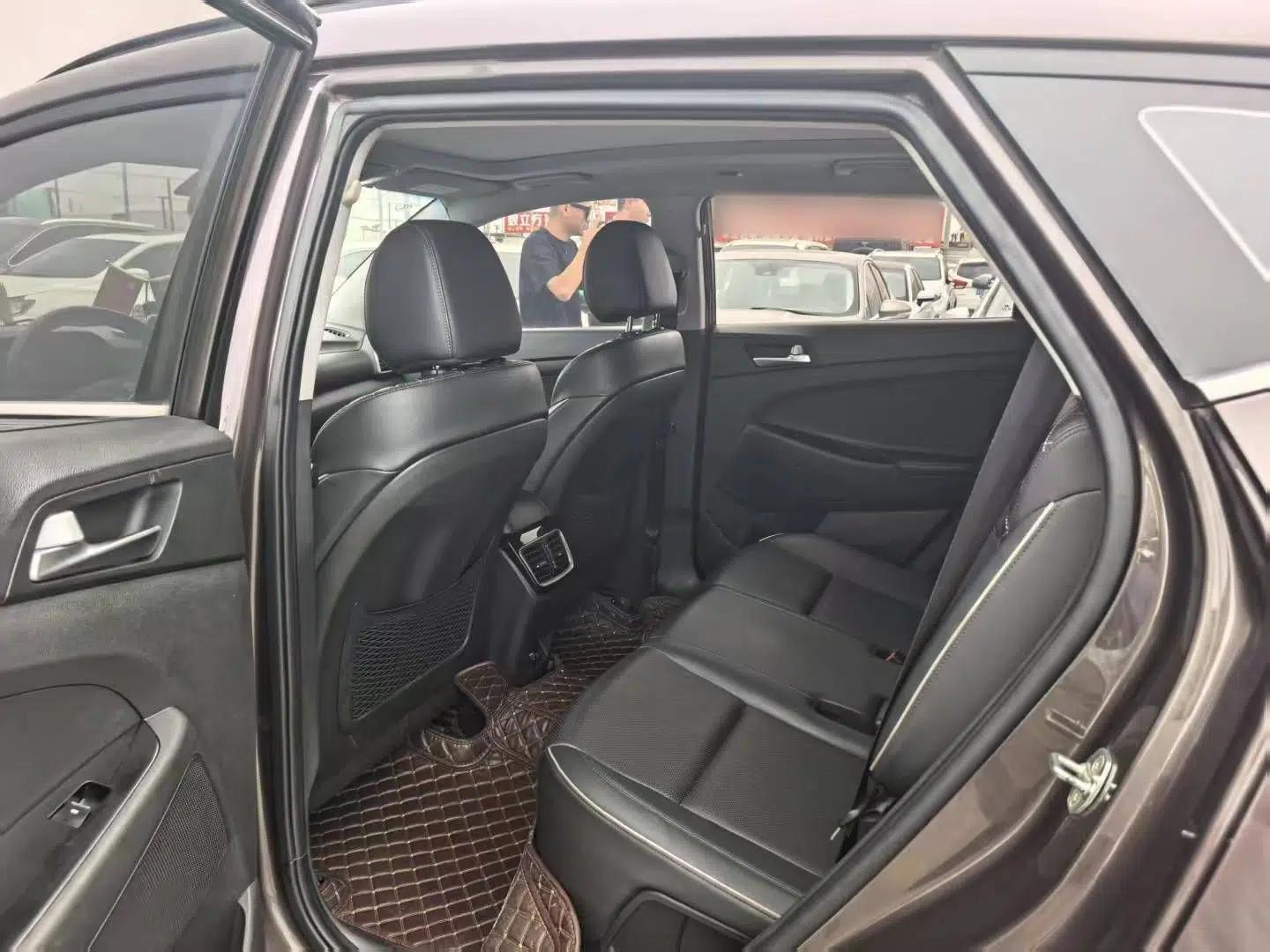 Hyundai Tucson 2019 280TGDi Dual-Clutch Two-Wheel Drive Fashion Edition China V Standard — миниатюра 9