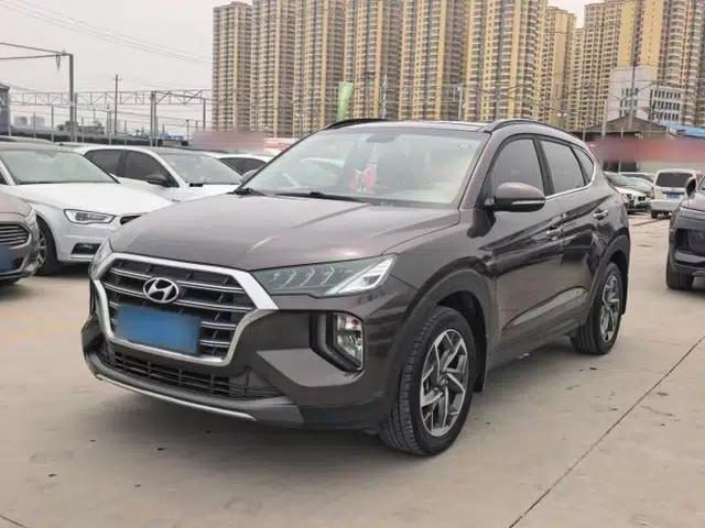 Hyundai Tucson 2019 280TGDi Dual-Clutch Two-Wheel Drive Fashion Edition China V Standard