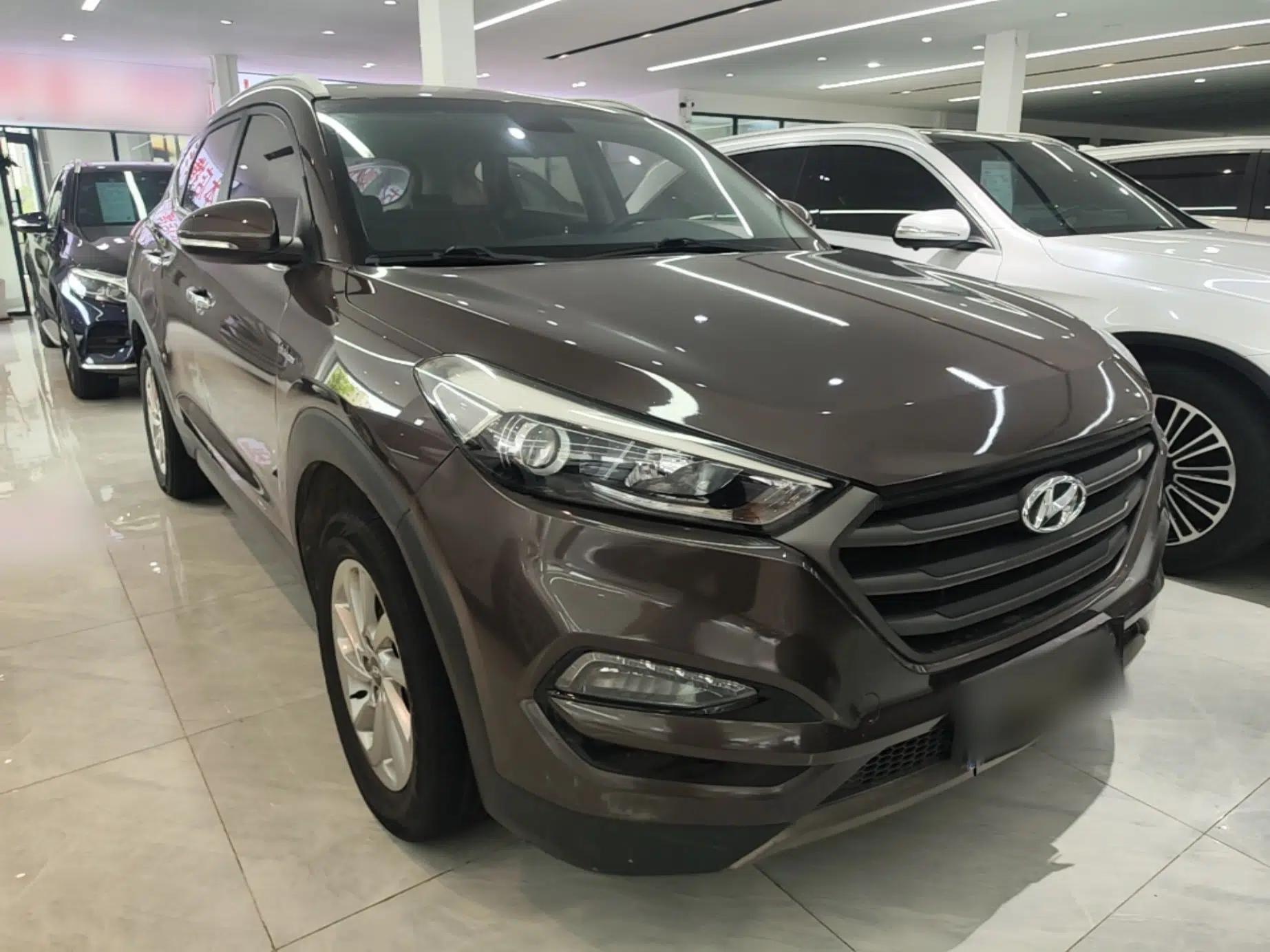 Hyundai Tucson 2015 1.6T Dual-Clutch Two-Wheel-Drive Smart Model — миниатюра 3