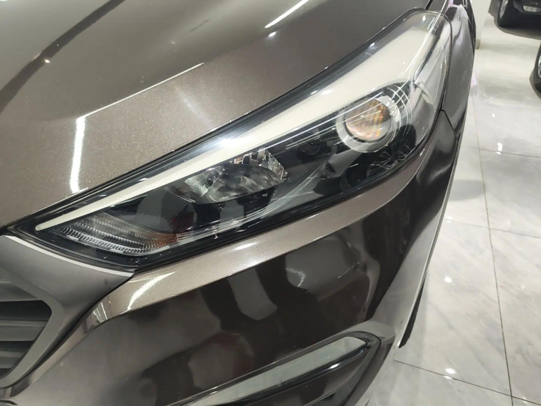 Hyundai Tucson 2015 1.6T Dual-Clutch Two-Wheel-Drive Smart Model — миниатюра 9