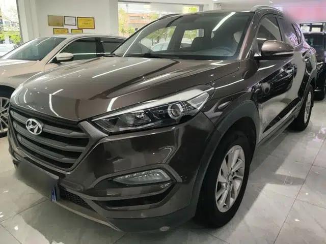 Hyundai Tucson 2015 1.6T Dual-Clutch Two-Wheel-Drive Smart Model