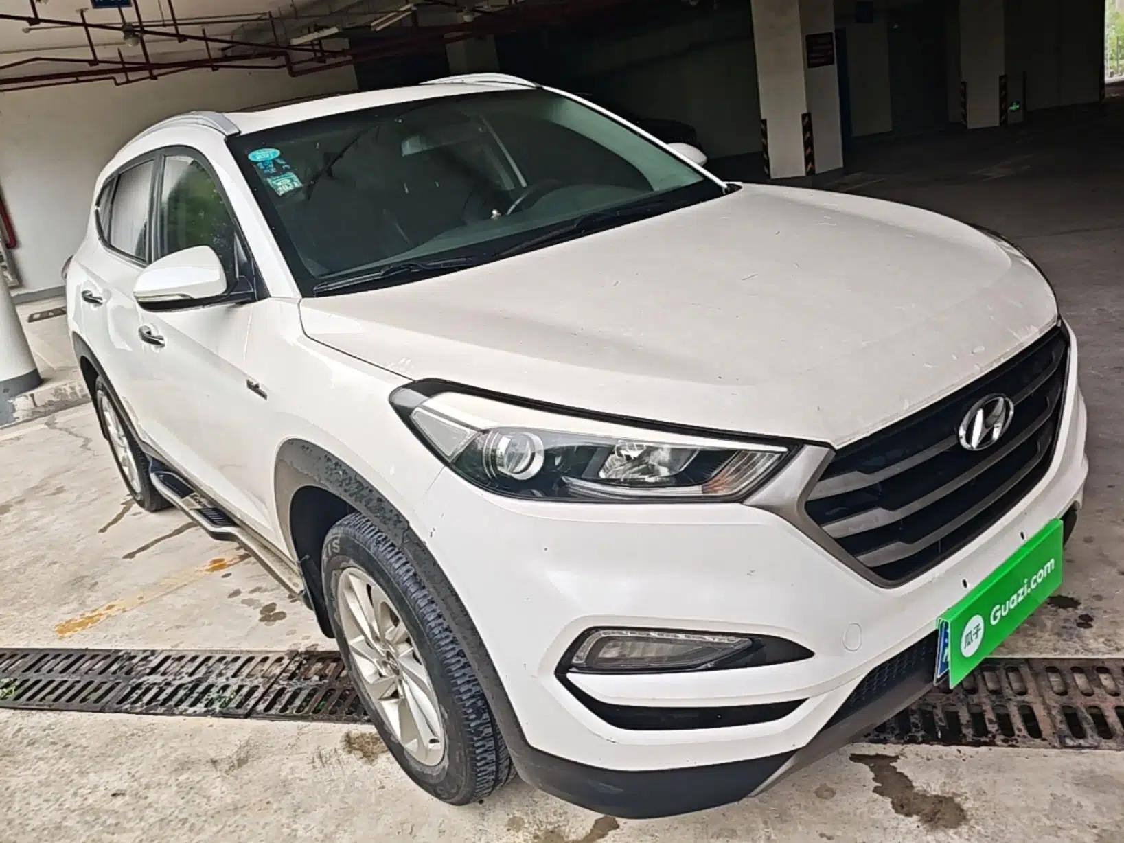 Hyundai Tucson 2015 1.6T Dual-Clutch Two-Wheel-Drive Smart Model — миниатюра 3