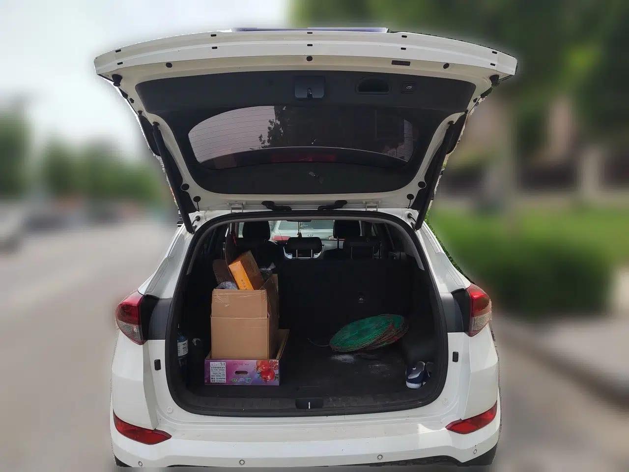 Hyundai Tucson 2015 1.6T Dual-Clutch Two-Wheel-Drive Leading Model — миниатюра 20