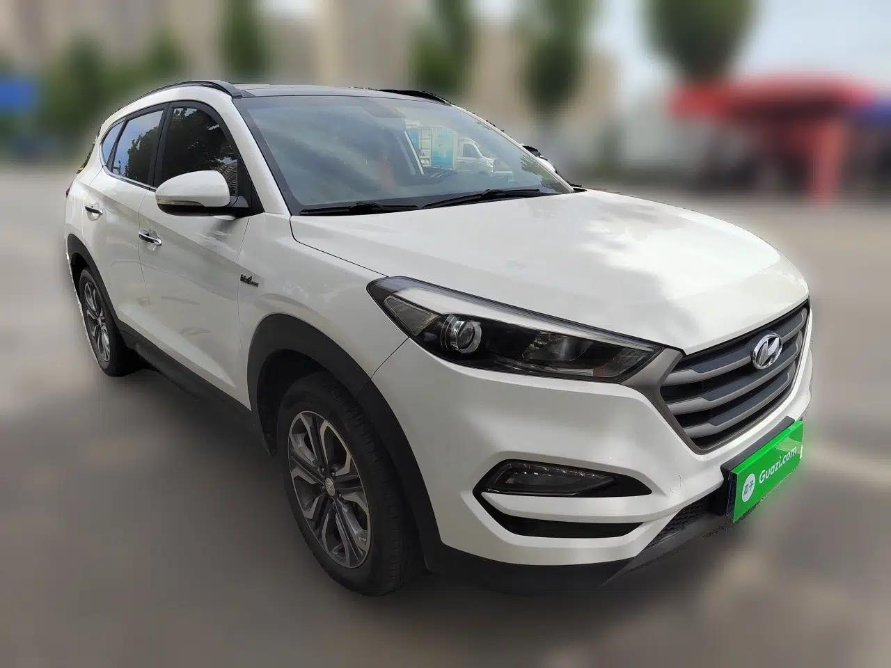 Hyundai Tucson 2015 1.6T Dual-Clutch Two-Wheel-Drive Leading Model — миниатюра 3