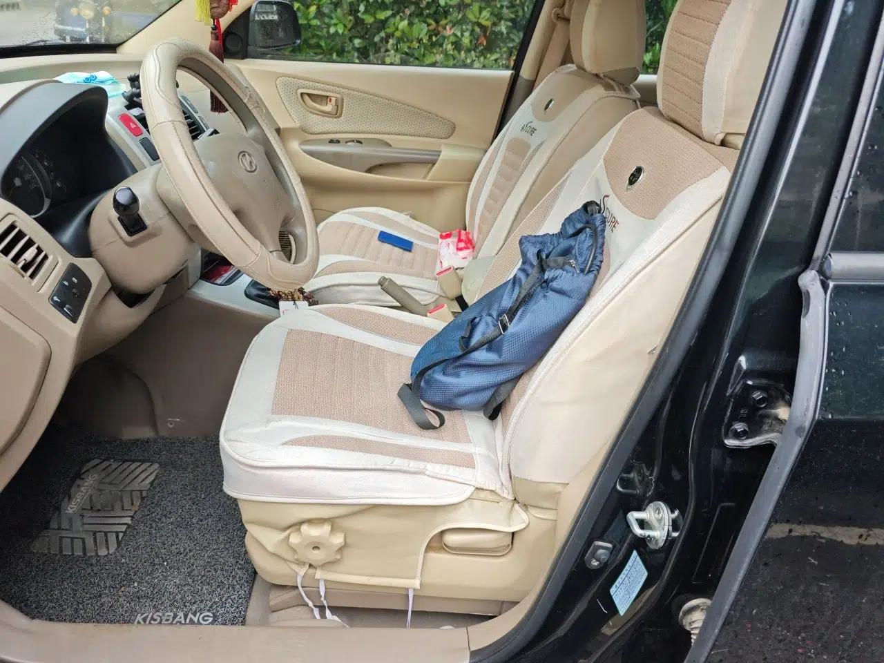 Hyundai Tucson 2013 2.0L Manual Two-Wheel Drive Comfort Version — миниатюра 16