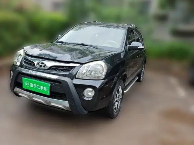 Hyundai Tucson 2013 2.0L Manual Two-Wheel Drive Comfort Version