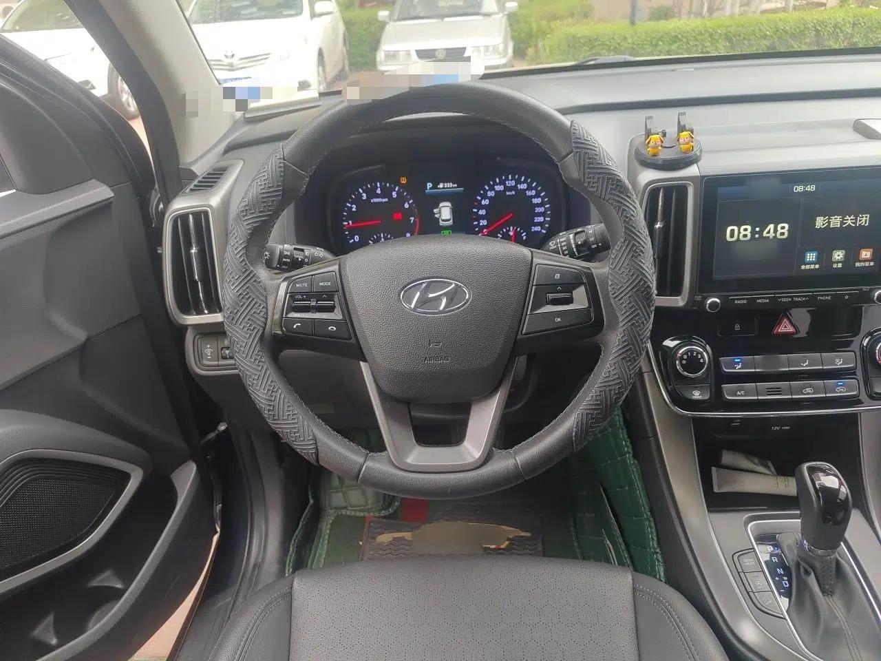 Hyundai ix35 2018 2.0L Automatic 2WD Zhiyong·Changxiang Edition — миниатюра 11