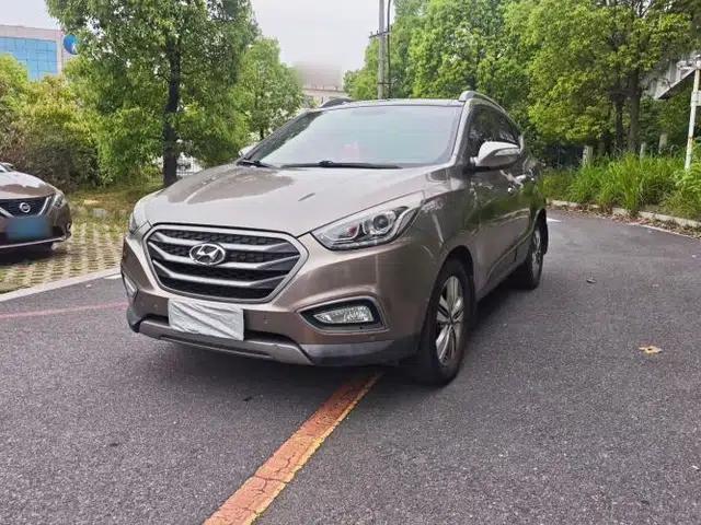 Hyundai ix35 2013 2.0L Automatic Two-Wheel Drive Leading GLX China V Emission Standard