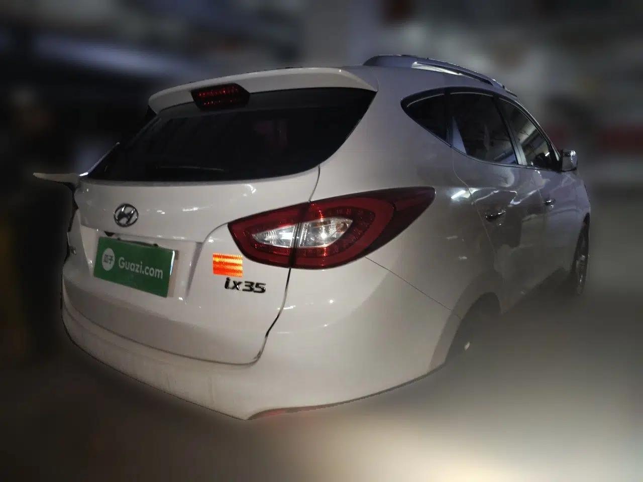 Hyundai ix35 2015 2.0L Automatic 2WD Smart Type China IV — миниатюра 6
