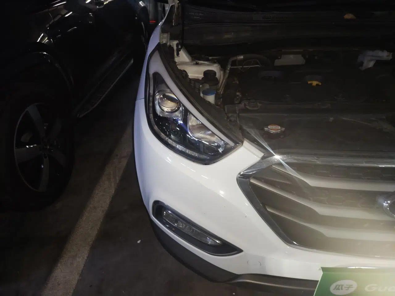Hyundai ix35 2015 2.0L Automatic 2WD Smart Type China IV — миниатюра 7