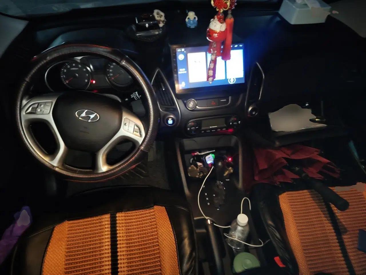 Hyundai ix35 2015 2.0L Automatic 2WD Smart Type China IV — миниатюра 10