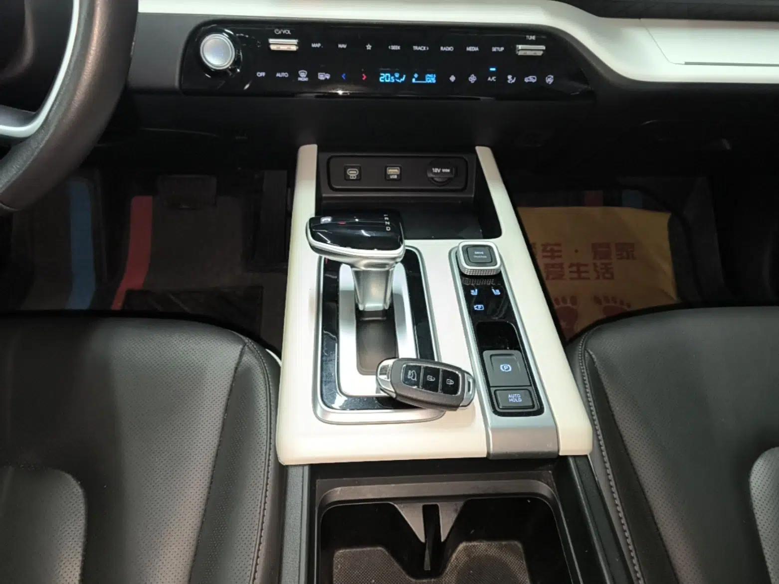 Hyundai ix35 2023 Musso 2.0L Prestige LUX Edition — миниатюра 17