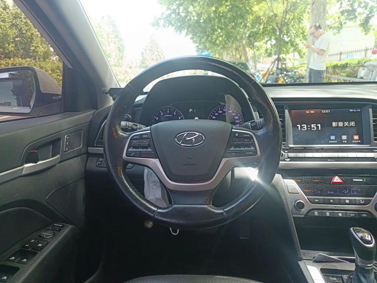 Hyundai Elantra (6th Generation / Lingdong) 2016 1.6L Automatic ZhiXuan · Flagship Edition — миниатюра 11