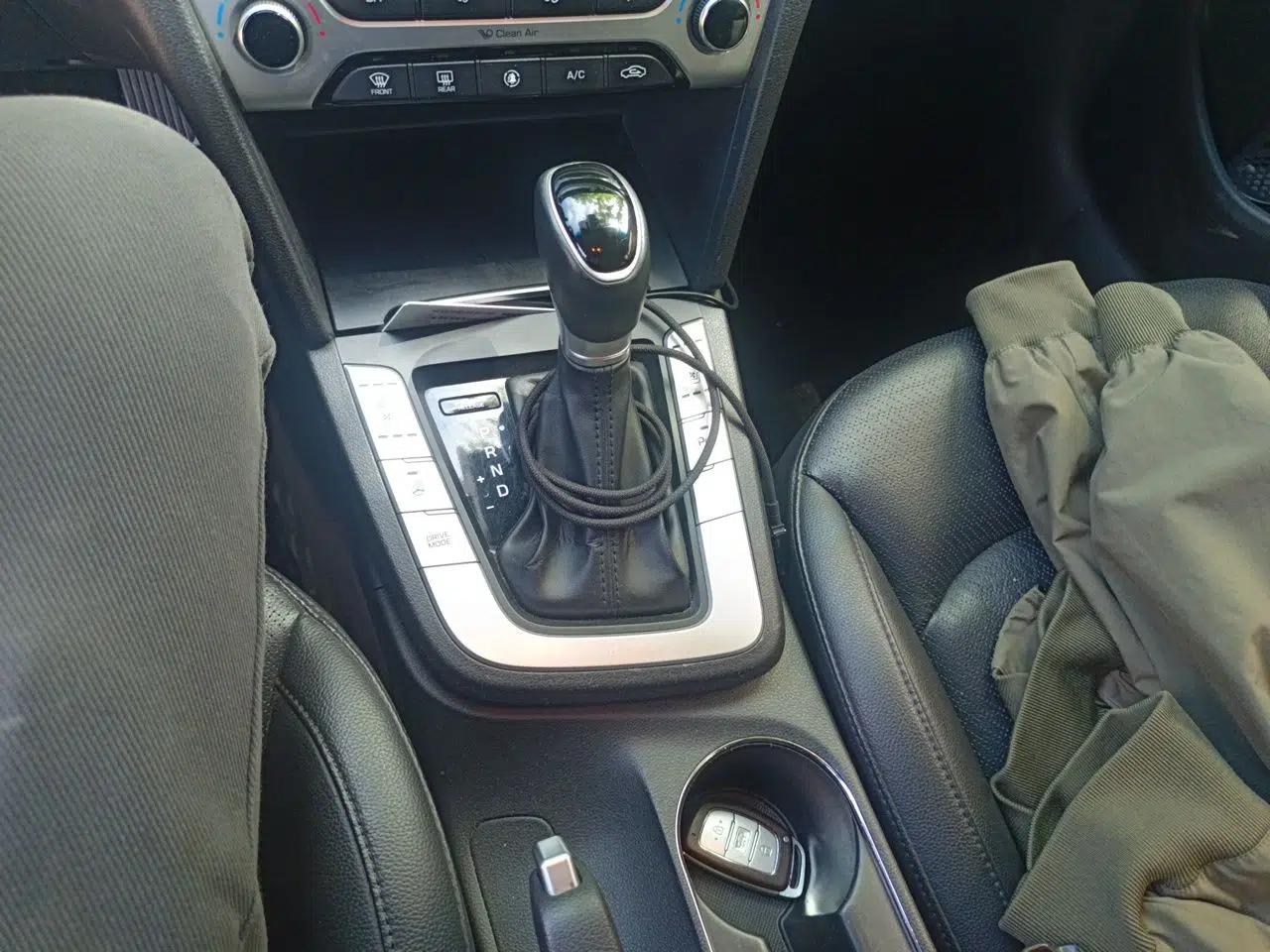 Hyundai Elantra (6th Generation / Lingdong) 2016 1.6L Automatic ZhiXuan · Flagship Edition — миниатюра 15