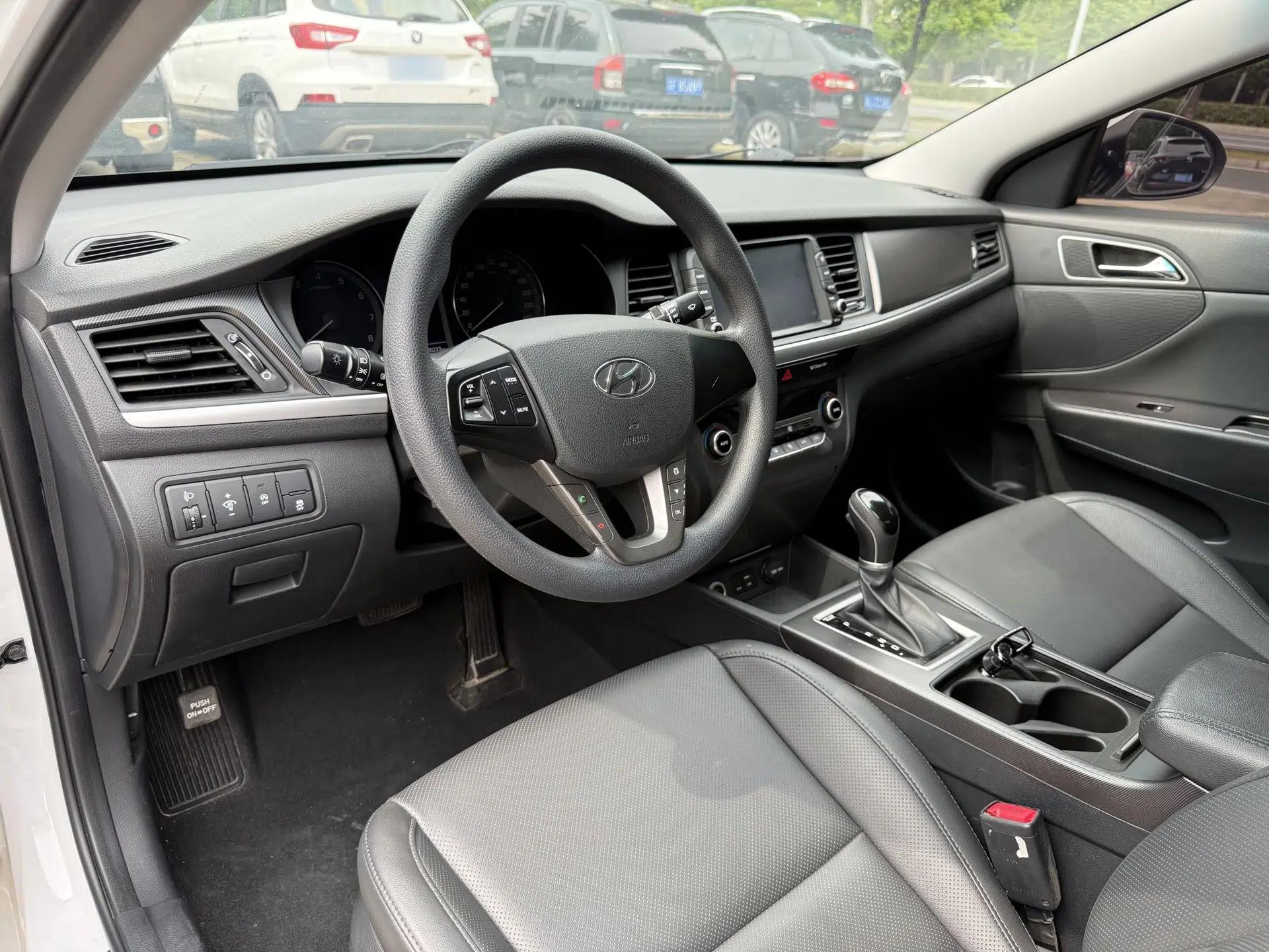 Hyundai Mistra 2017 1.8L Automatic Smart GLS China V Standard — миниатюра 11