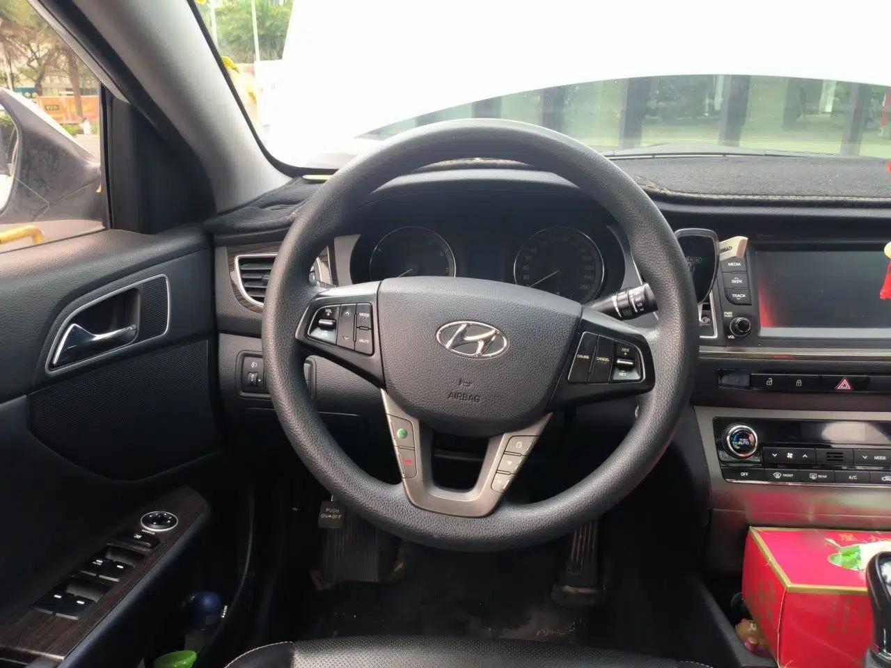 Hyundai Mistra 2016 1.6T Automatic Smart GLS — миниатюра 11