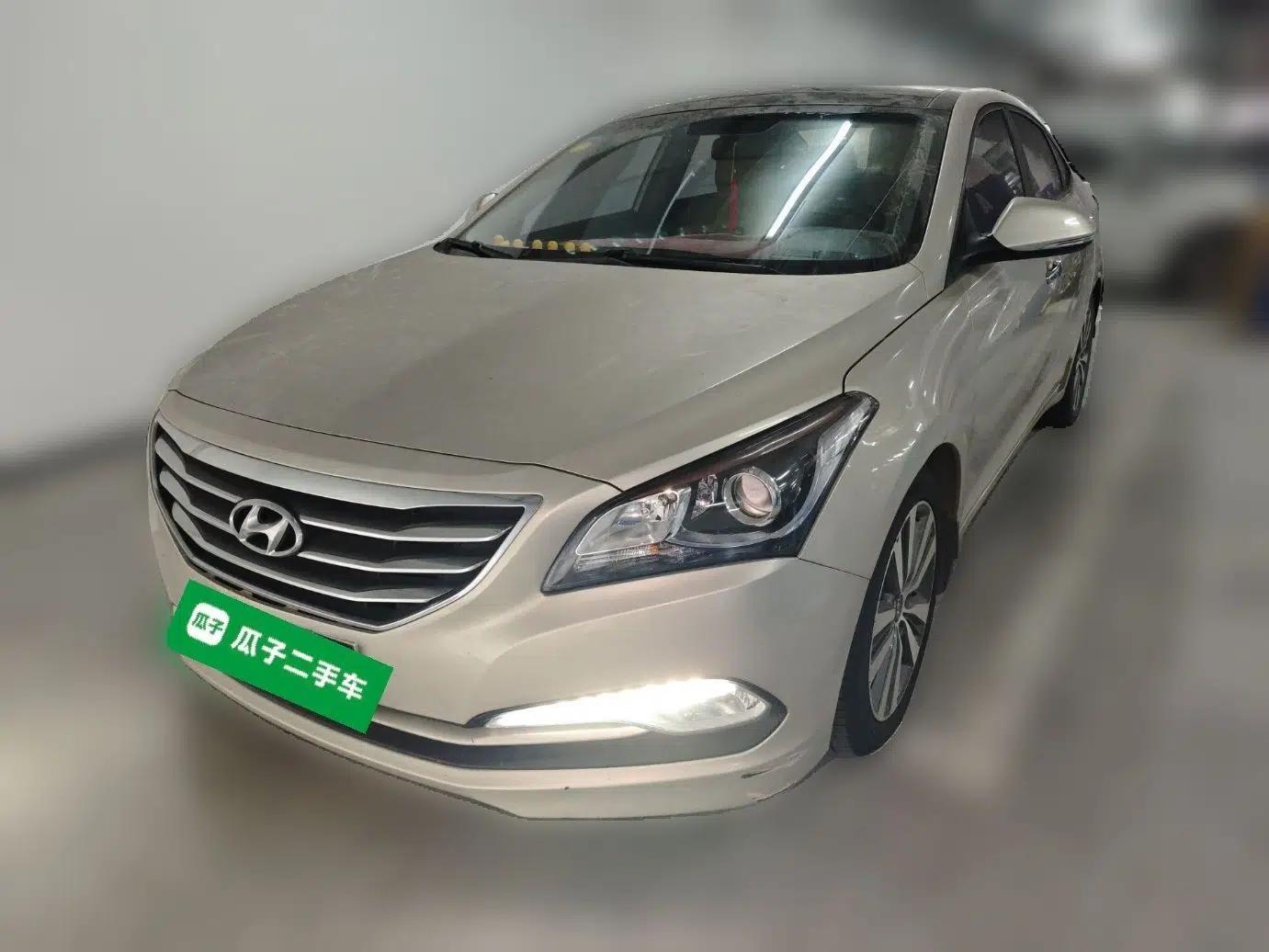 Hyundai Mistra 2014 1.8L Automatic Deluxe DLX Model — миниатюра 1