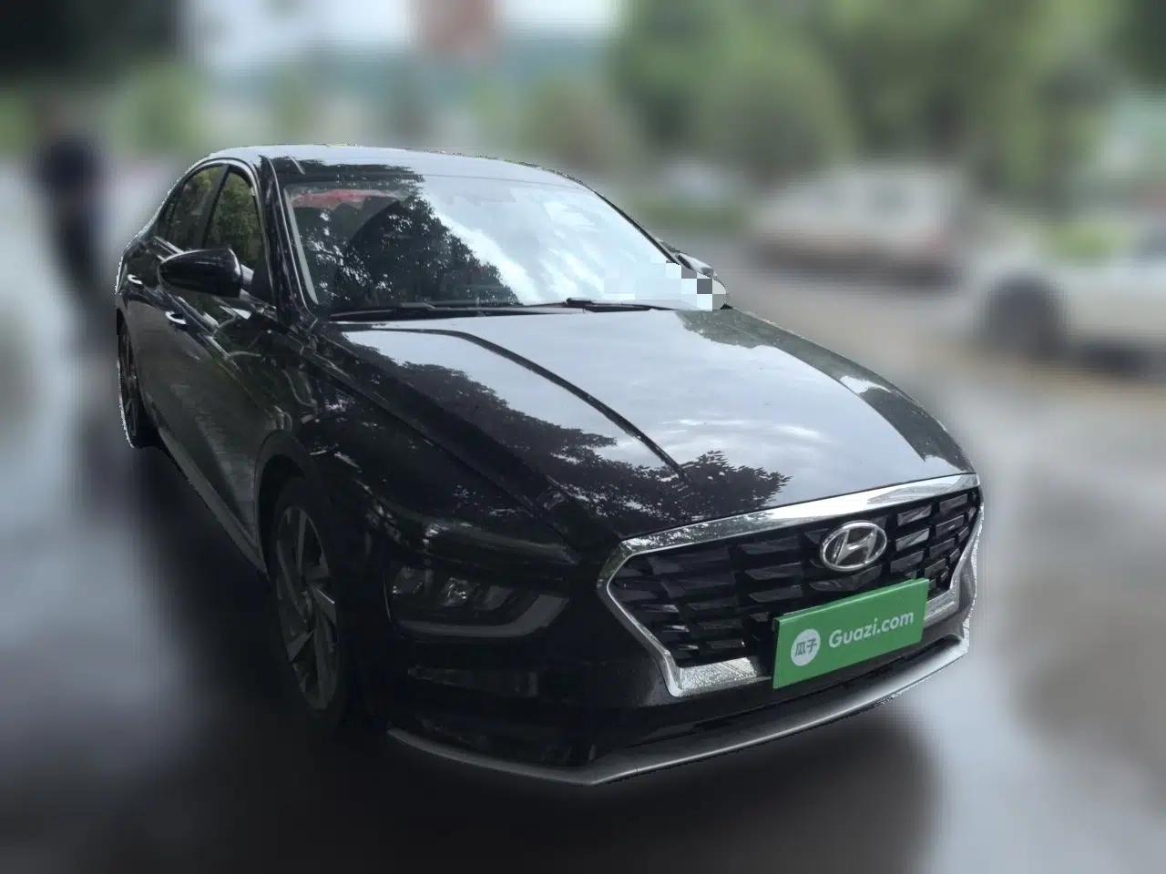 Hyundai Mistra 2021 1.8L CVT LUX Premium Edition — миниатюра 3