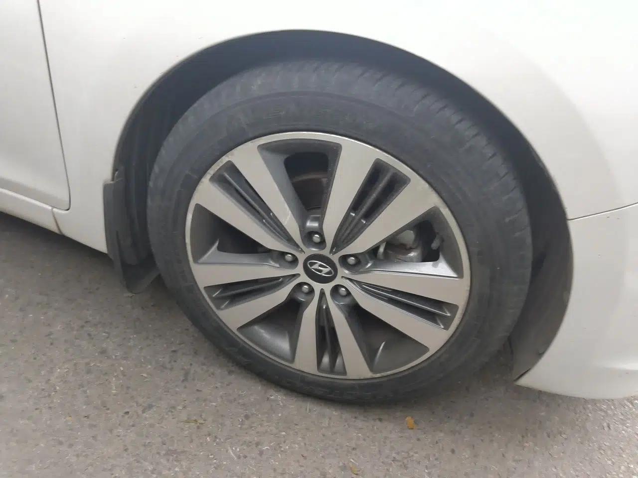 Hyundai Mistra 2016 1.8L Automatic Smart GLS — миниатюра 8