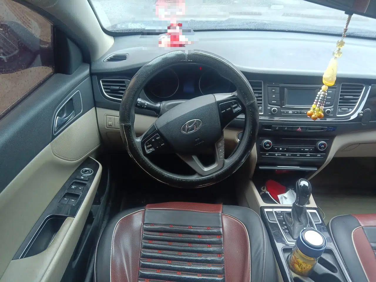 Hyundai Mistra 2014 1.8L Automatic Smart GLS — миниатюра 11