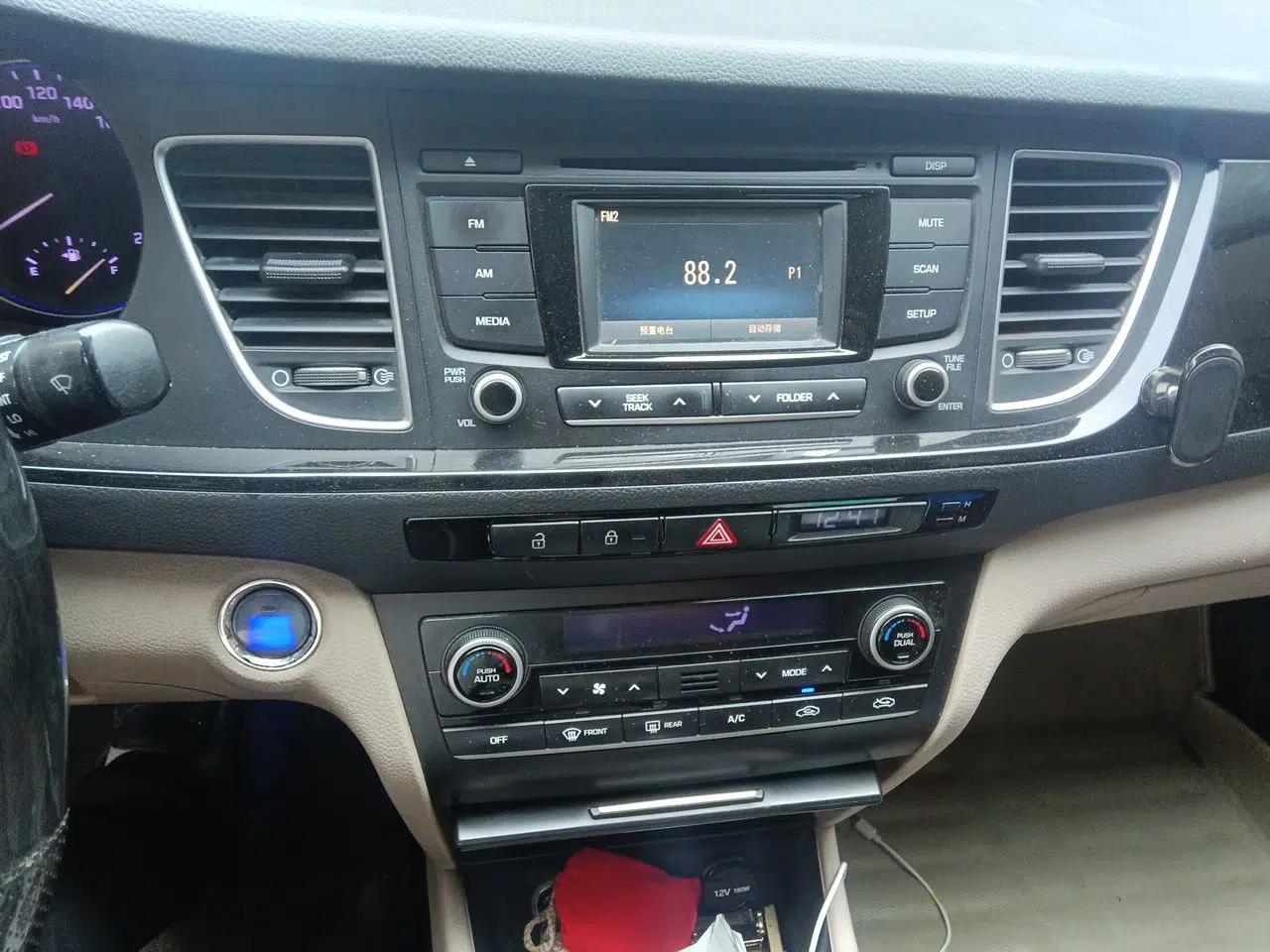 Hyundai Mistra 2014 1.8L Automatic Smart GLS — миниатюра 14