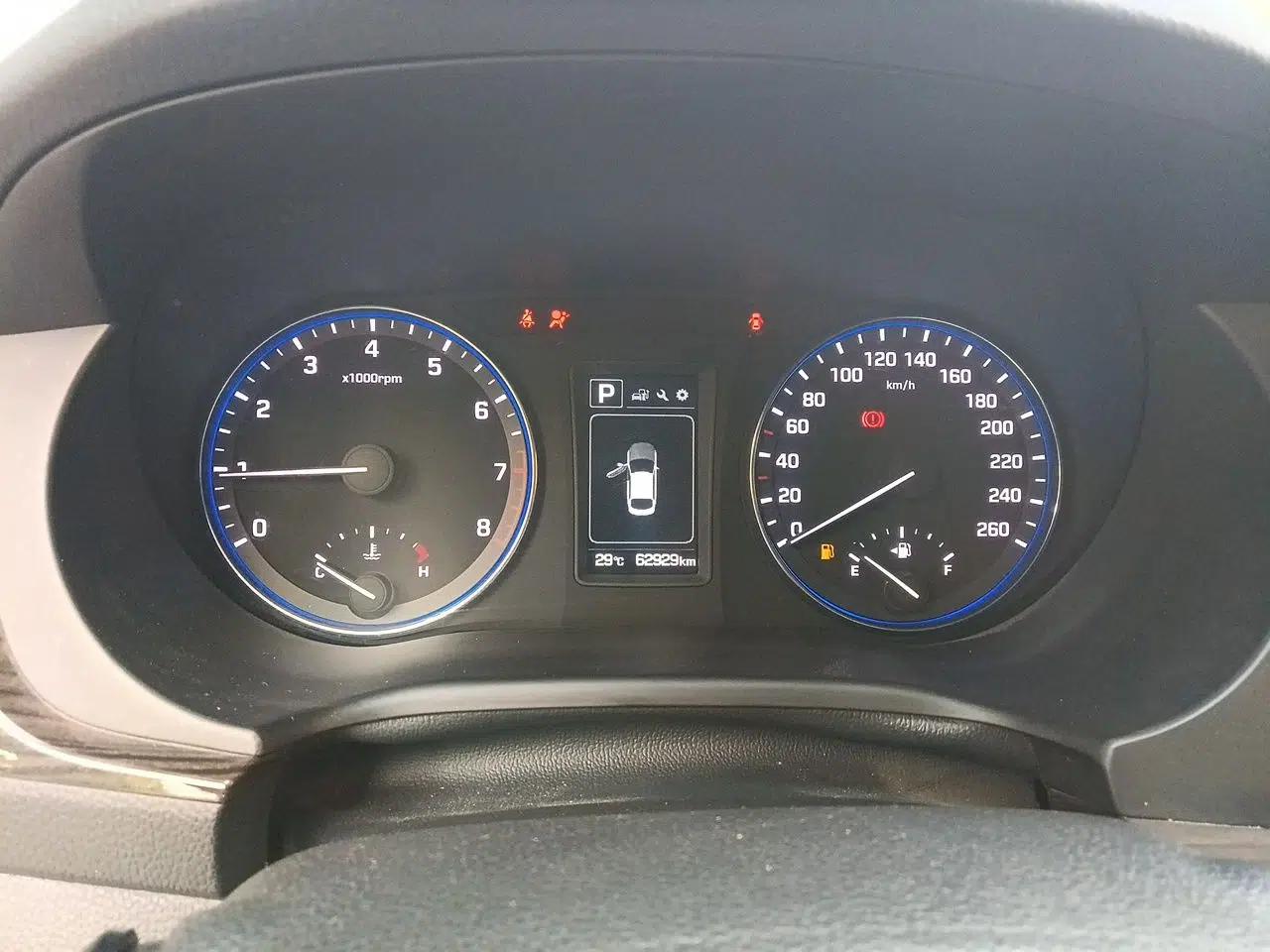 Hyundai Mistra 2016 1.6T Automatic Smart GLS — миниатюра 12