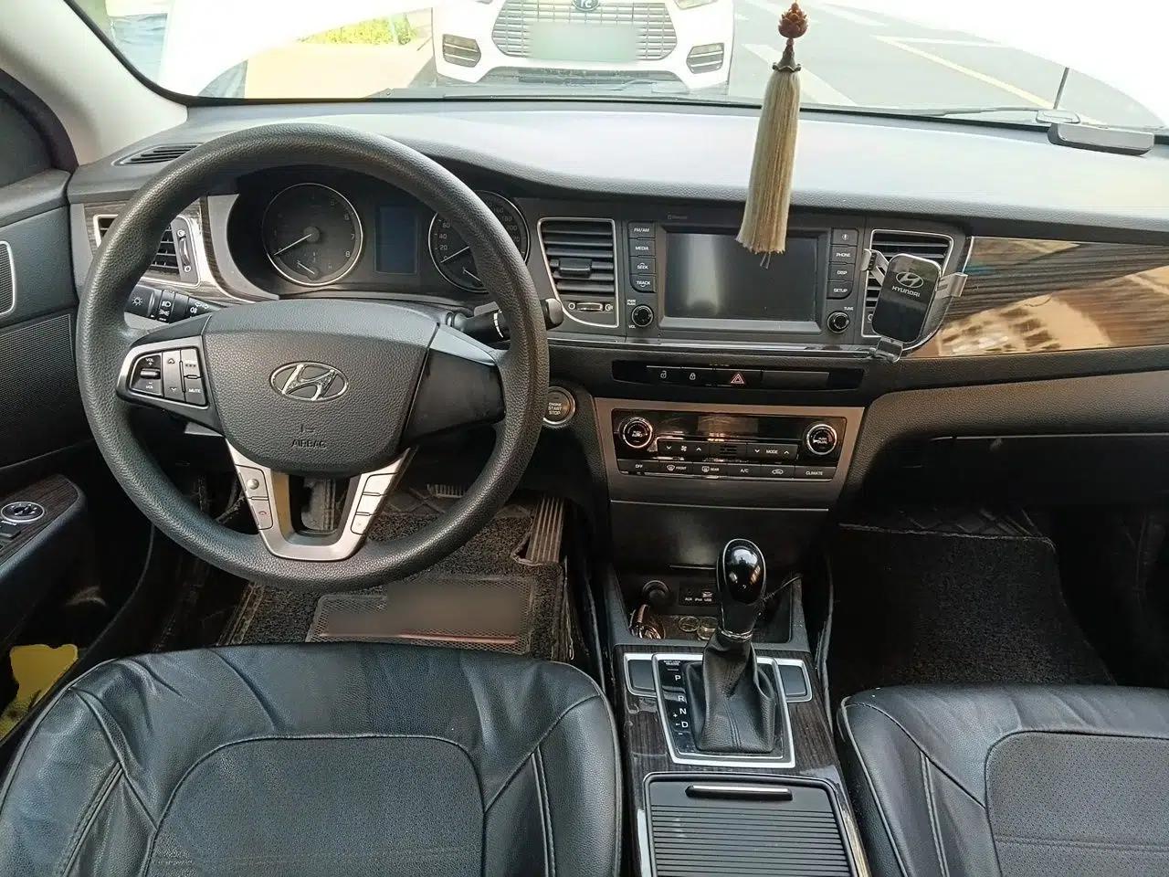 Hyundai Mistra 2016 1.6T Automatic Smart GLS — миниатюра 10