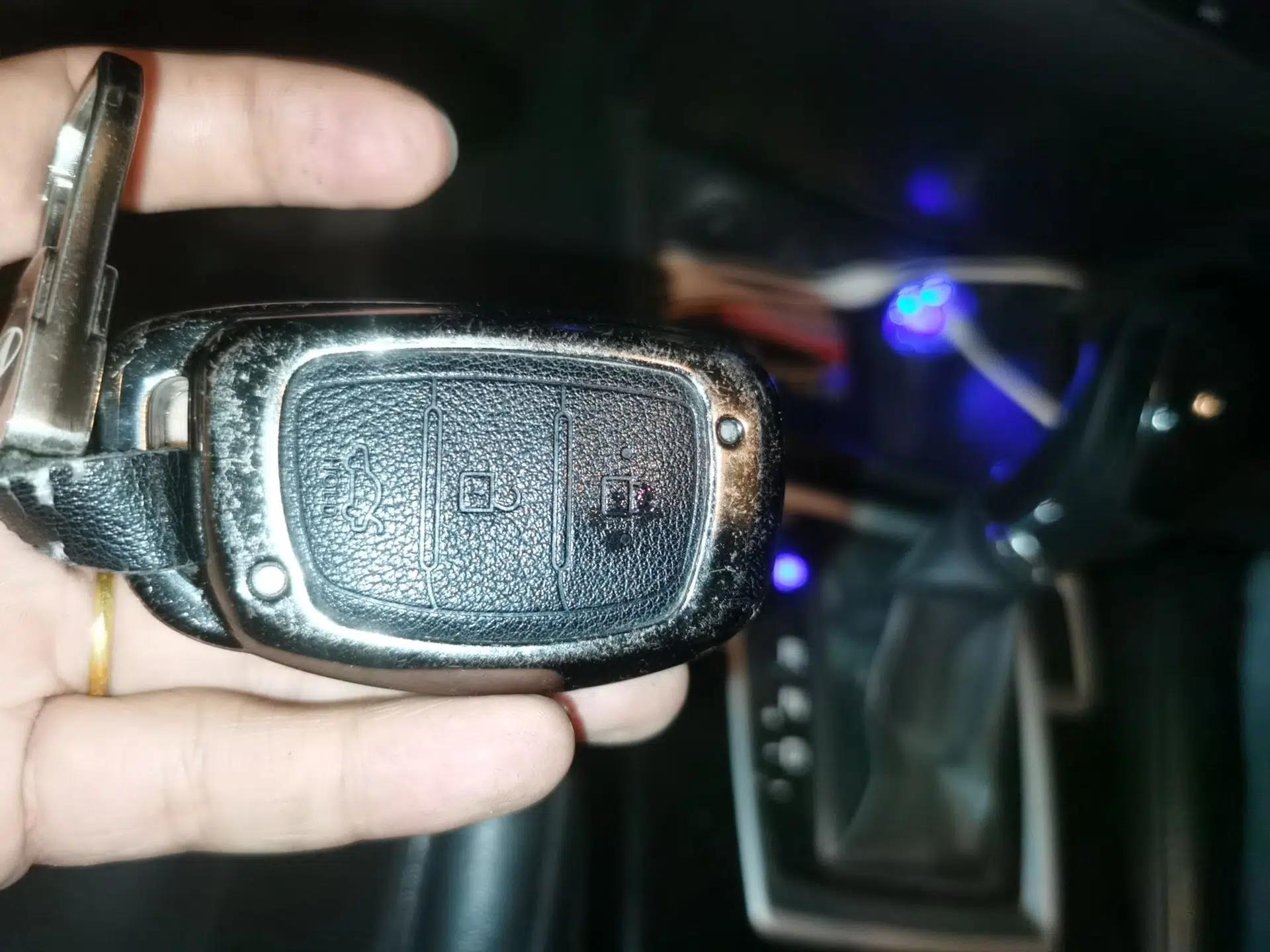 Hyundai Mistra 2014 1.8L Automatic Smart GLS — миниатюра 9
