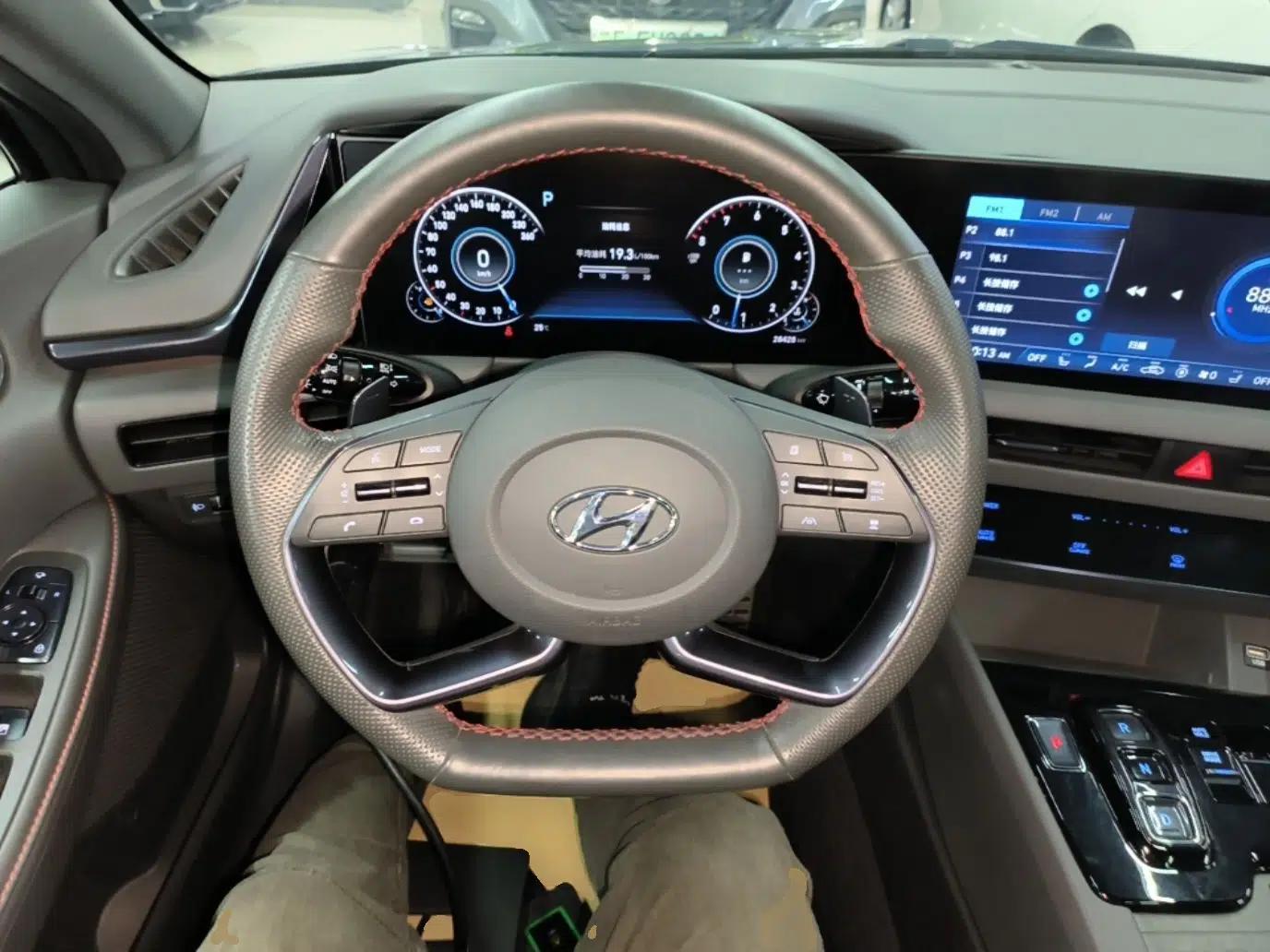 Hyundai Sonata 2022 380TGDi Automatic 20th Anniversary Edition — миниатюра 14