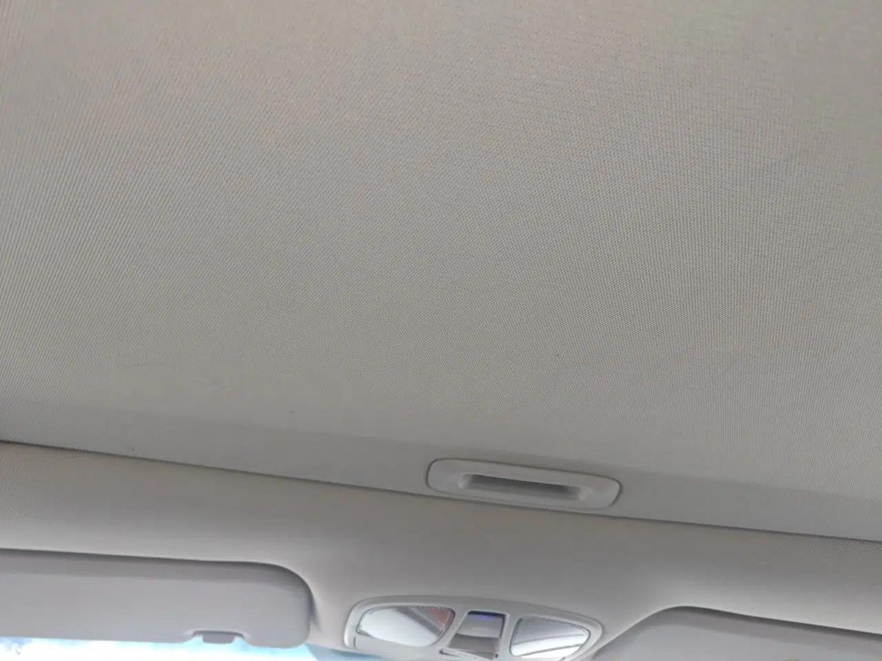 Hyundai Sonata 2011 2.0L Automatic Leading Edition — миниатюра 19