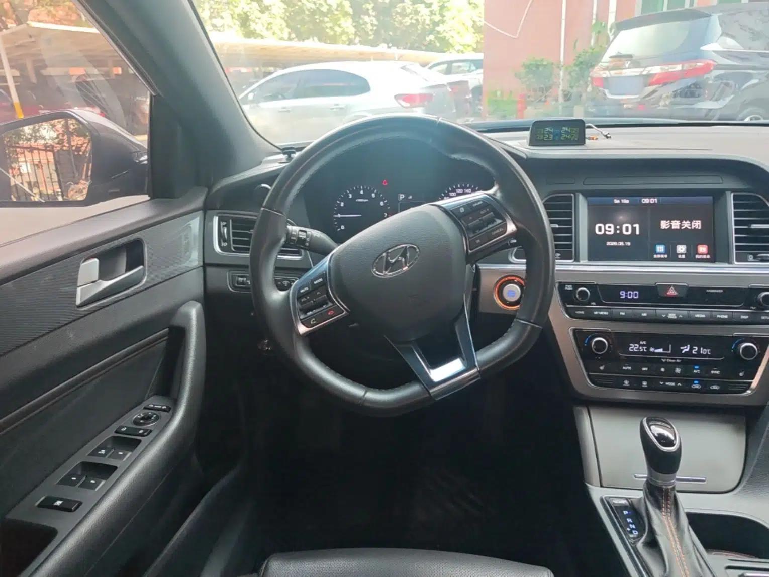 Hyundai Sonata 2017 1.6T GLS Smart Model — миниатюра 14