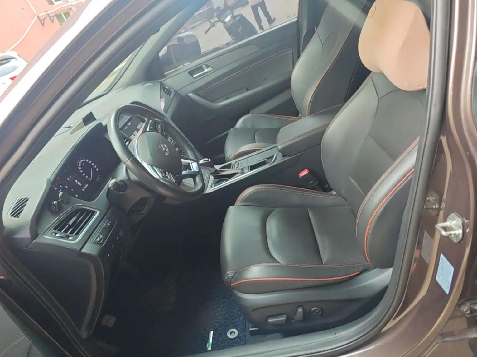 Hyundai Sonata 2017 1.6T GLS Smart Model — миниатюра 18