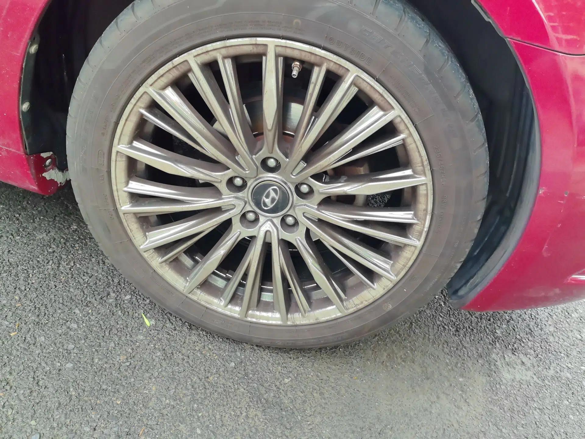 Hyundai Sonata 2011 2.0L Automatic Supreme Edition — миниатюра 8
