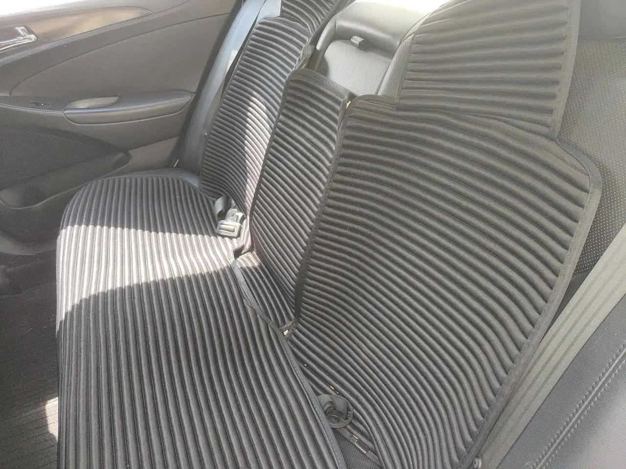 Hyundai Sonata 2011 2.0L Automatic Luxury Edition — миниатюра 18