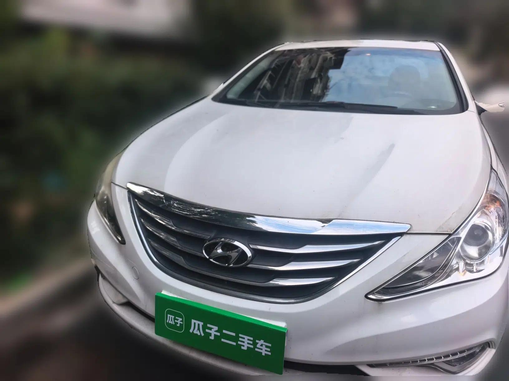 Hyundai Sonata 2013 2.0L Automatic Leading Edition — миниатюра 2