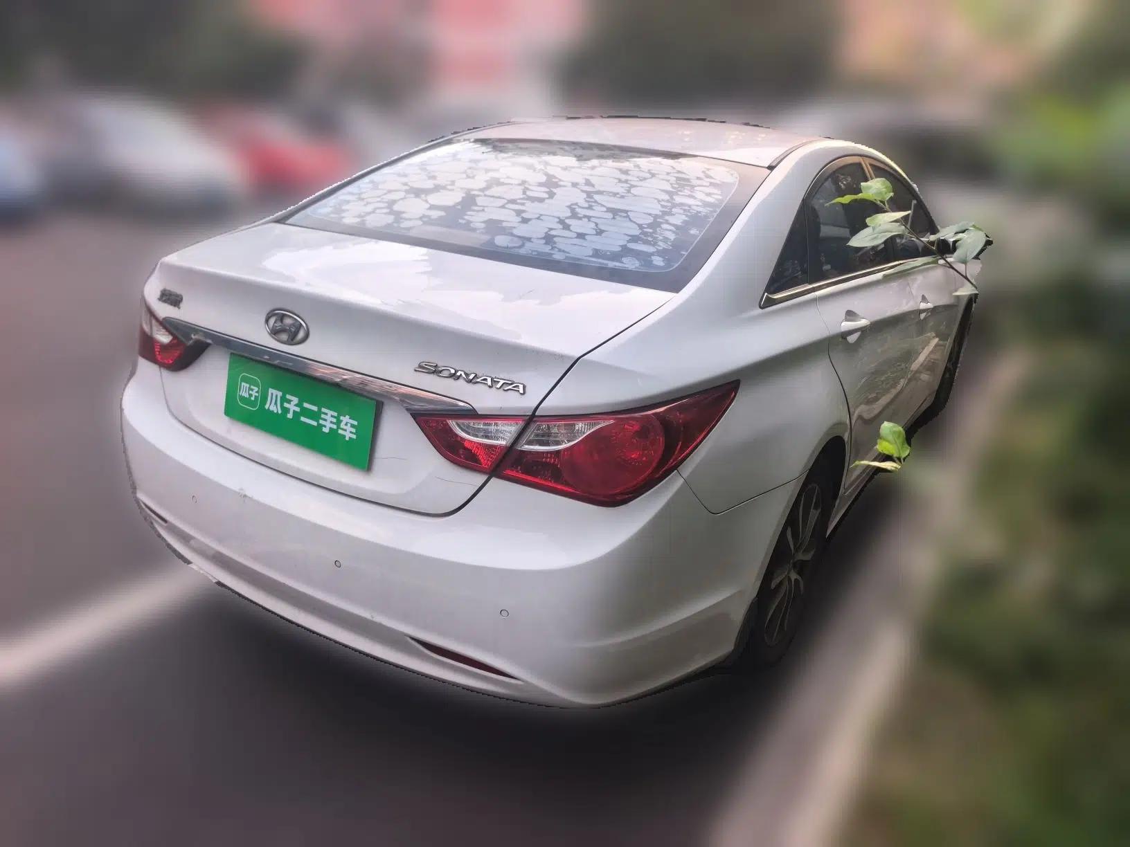 Hyundai Sonata 2013 2.0L Automatic Leading Edition — миниатюра 6