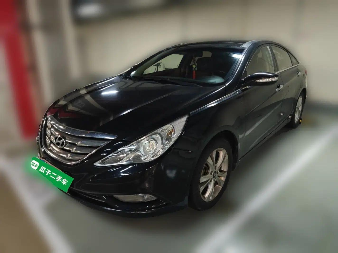 Hyundai Sonata 2011 2.0L Automatic Luxury Edition — миниатюра 1