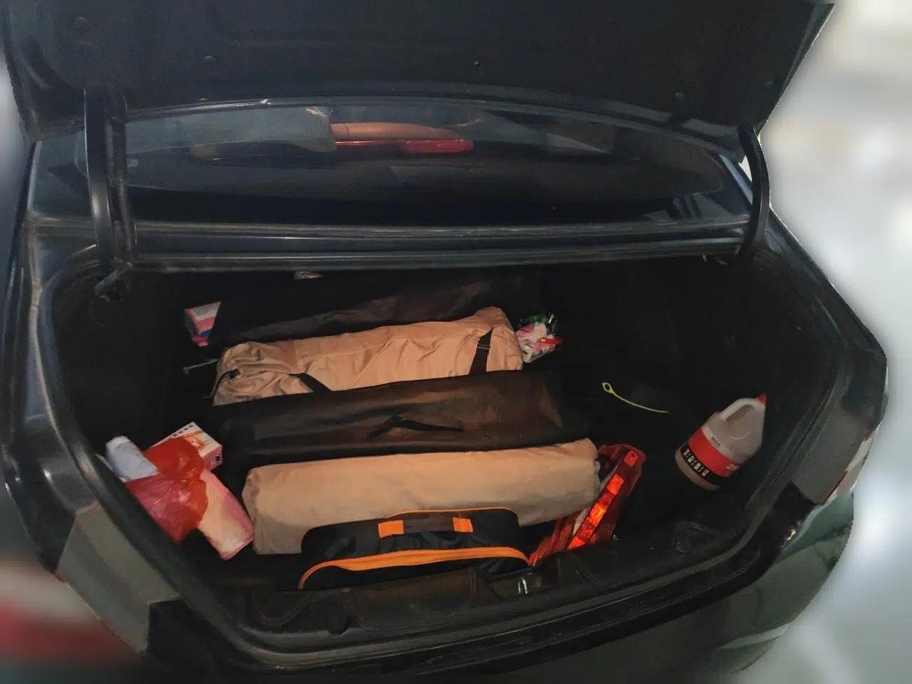 Hyundai Sonata 2011 2.0L Automatic Luxury Edition — миниатюра 20