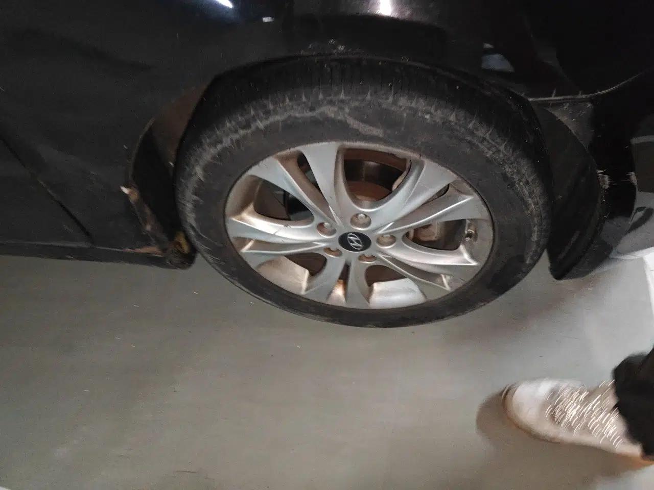 Hyundai Sonata 2011 2.0L Automatic Luxury Edition — миниатюра 8