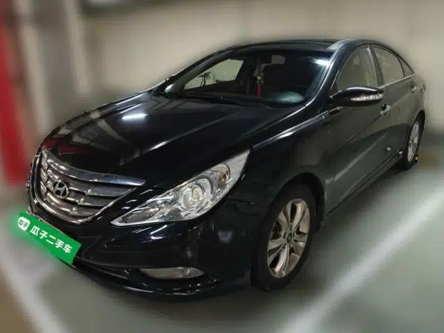 Hyundai Sonata 2011 2.0L Automatic Luxury Edition